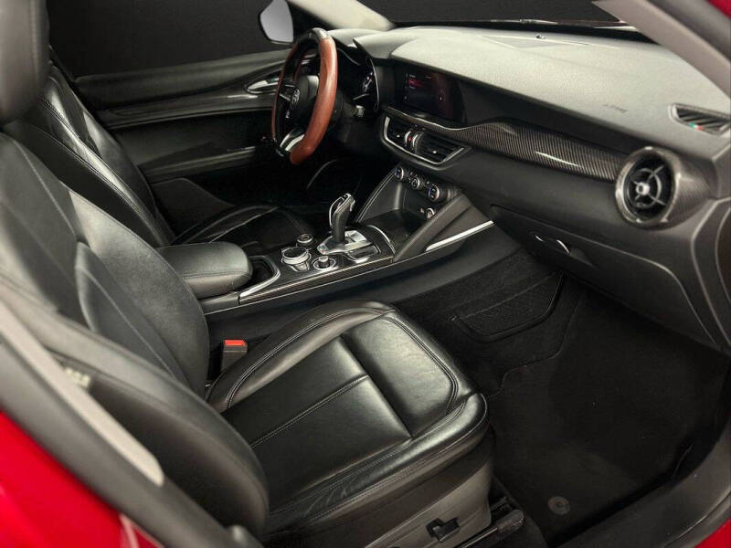 2020 Alfa Romeo Stelvio Ti