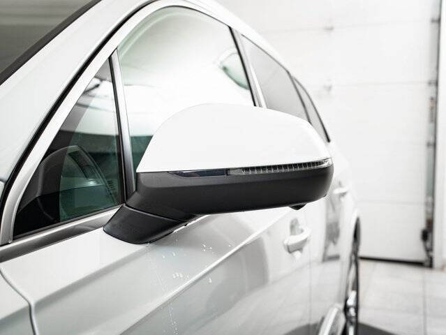 2022 Audi Q7 quattro Premium Plus 55 TFSI