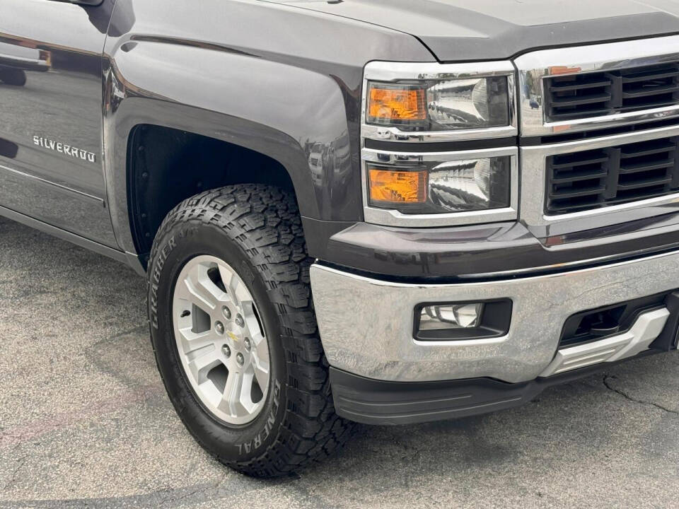 2015 Chevrolet Silverado 1500 for sale at Best Buy Motors in Signal Hill, CA