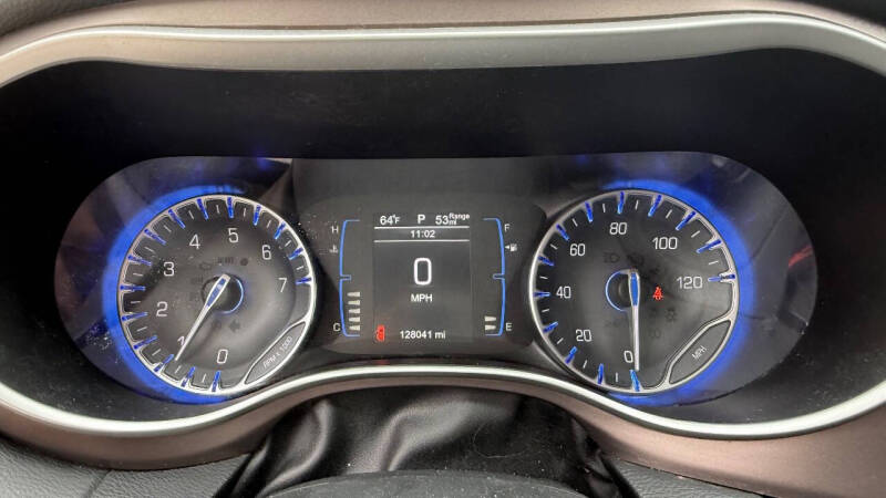 2017 Chrysler Pacifica Touring