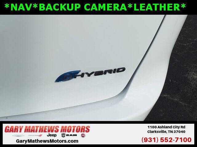 2024 Chrysler Pacifica Plug-In Hybrid Select