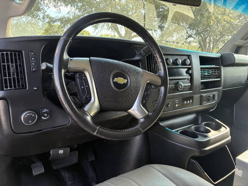 2017 Chevrolet Express 3500
