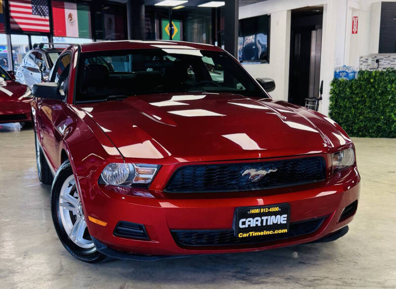 2010 Ford Mustang V6 Premium