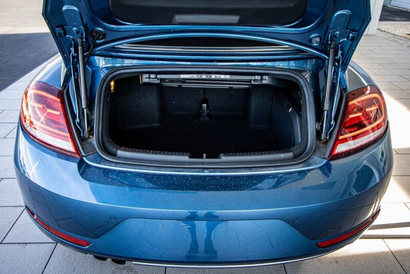 2019 Volkswagen Beetle Convertible 2.0T SE