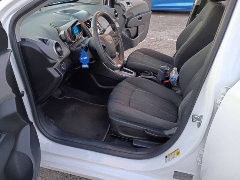 2016 Chevrolet Sonic LT Auto