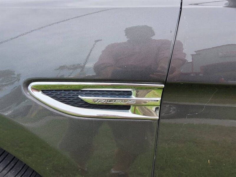 2016 Ford Taurus Limited