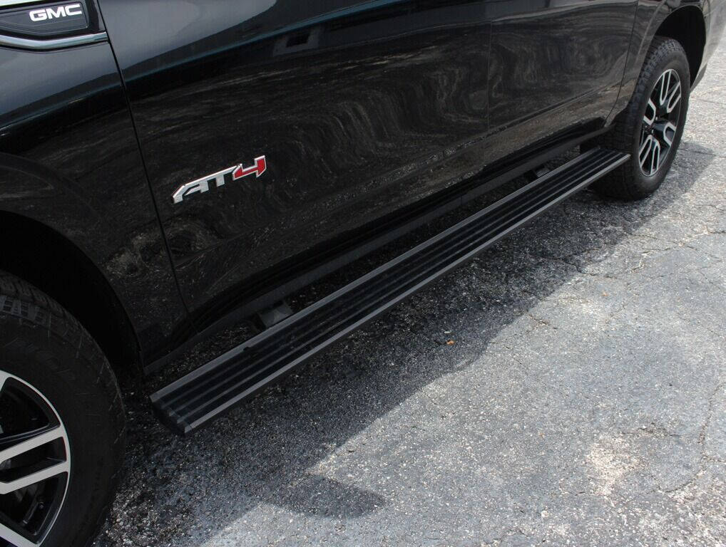 2023 GMC Yukon XL SUV / Crossover - $78,000