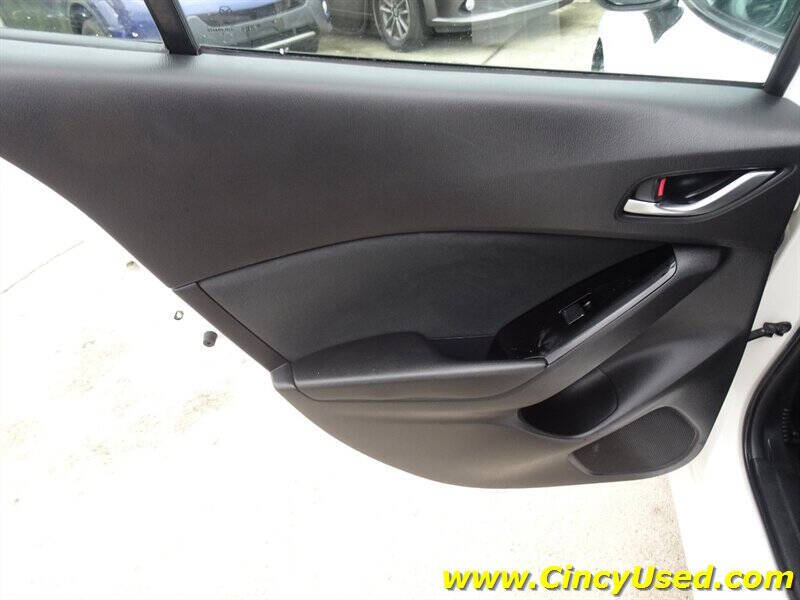 2017 Mazda MAZDA3 Sport