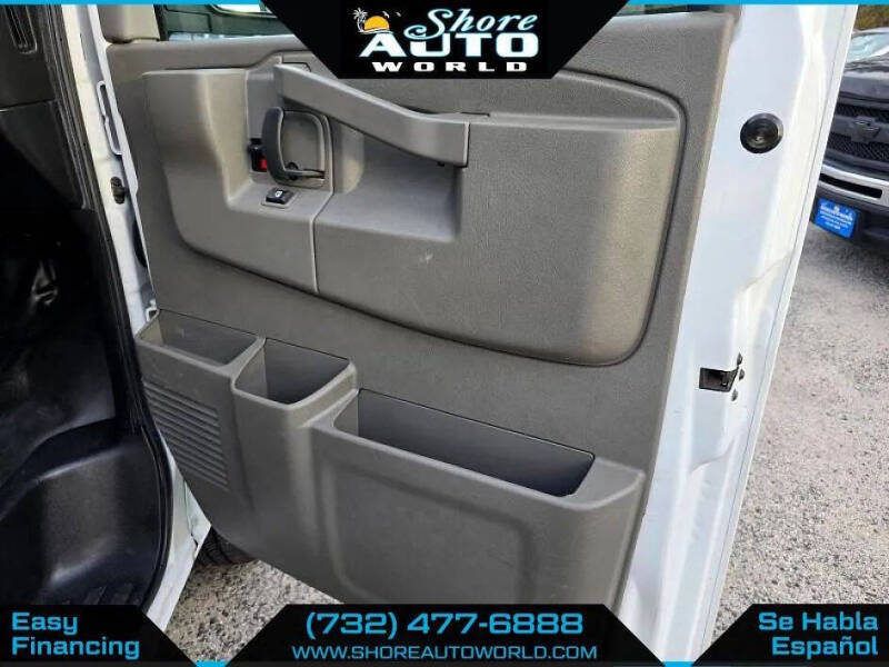 2022 Chevrolet Express 2500