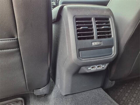 2022 Volkswagen Passat R-Line