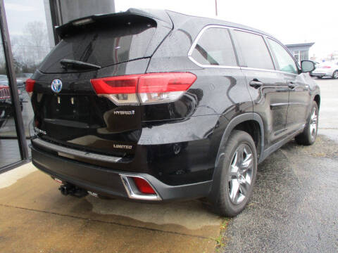 2017 Toyota Highlander Hybrid Limited Platinum