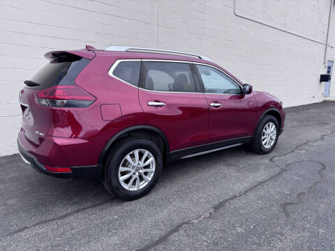 2020 Nissan Rogue SV