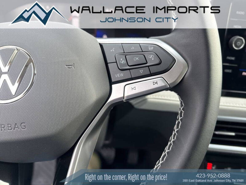 2026 Volkswagen Taos SE 4Motion