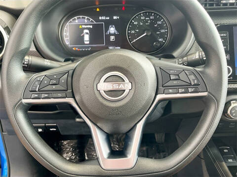 2024 Nissan Kicks SV