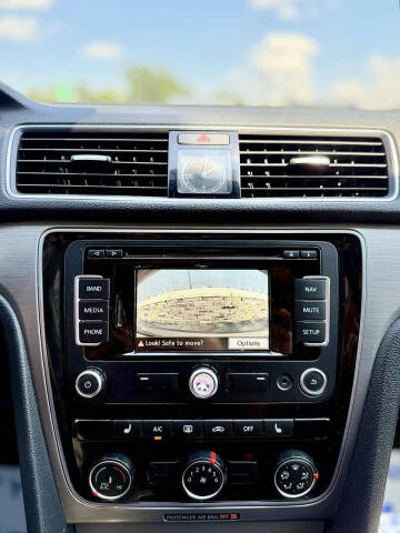 2015 Volkswagen Passat 1.8T SE