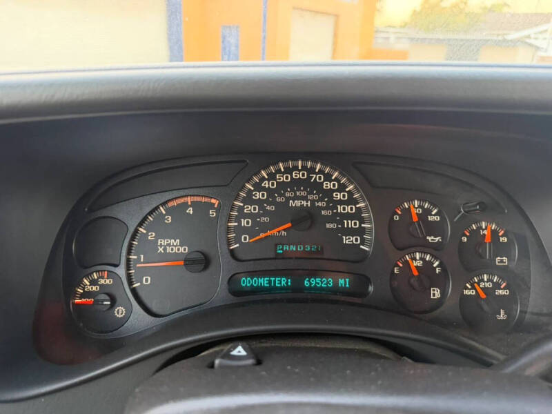 2005 GMC Sierra 2500HD