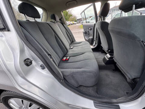 2010 Nissan Versa 1.8 S