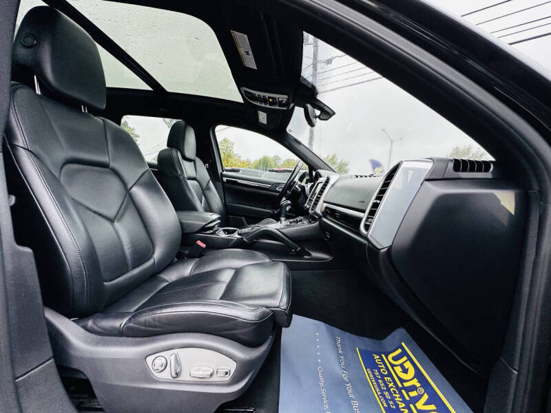 2015 Porsche Cayenne S