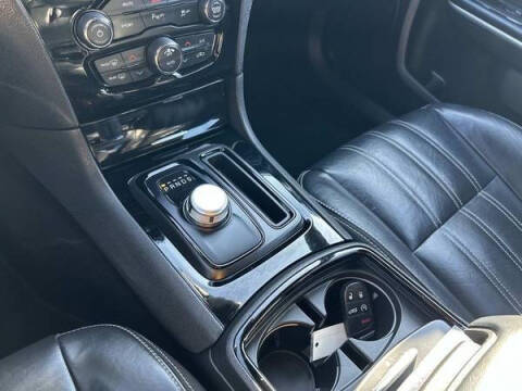 2023 Chrysler 300 S V6