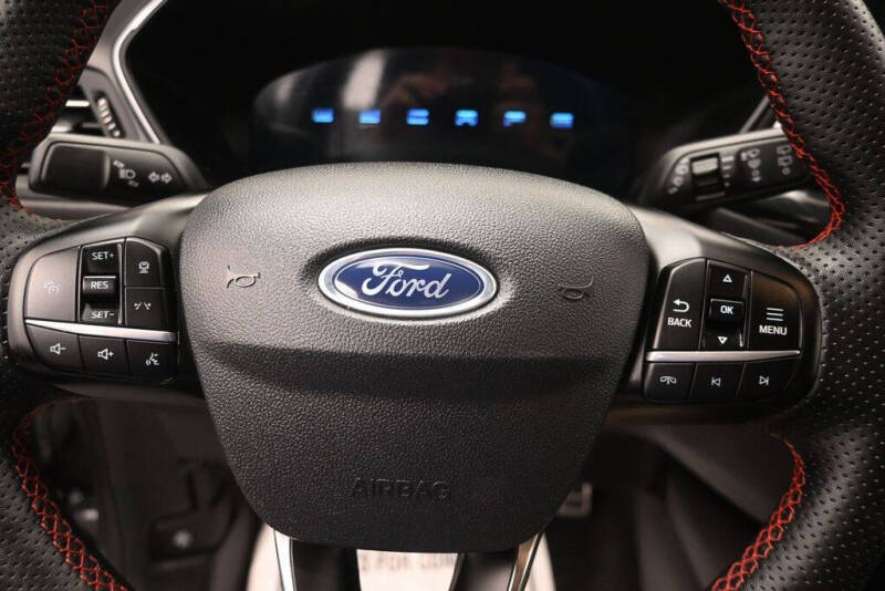 2023 Ford Escape ST-Line Elite