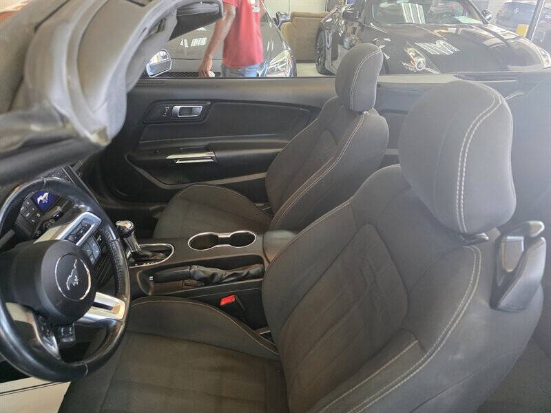 2019 Ford Mustang EcoBoost