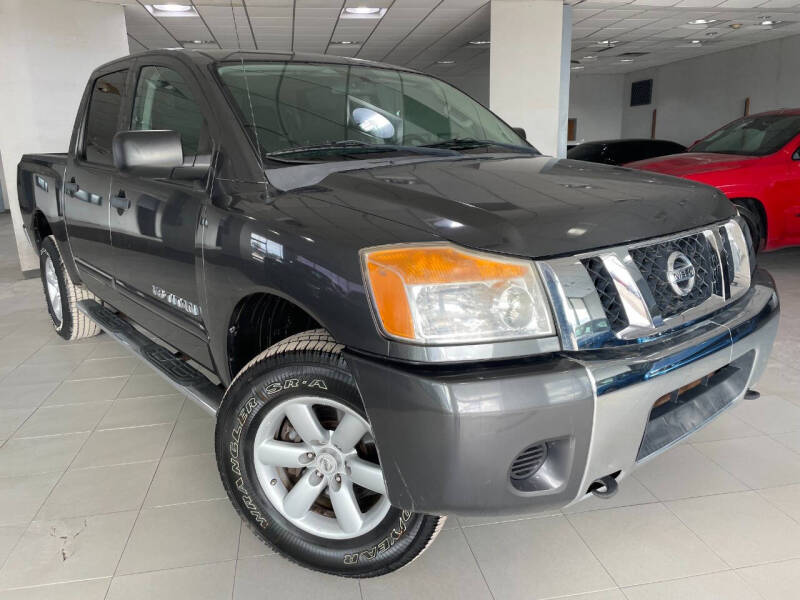 2012 Nissan Titan - Image 1