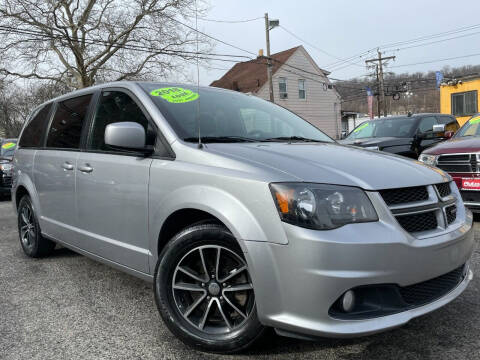 2018 Dodge Grand Caravan for sale at Auto Universe Inc. in Paterson NJ