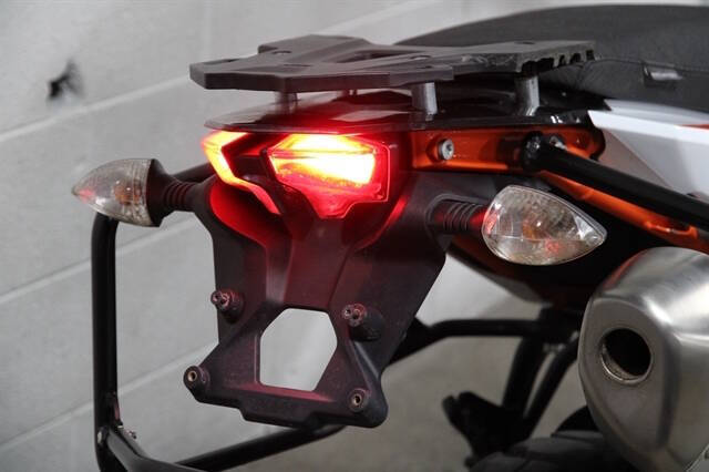 2022 KTM 890 ADVENT