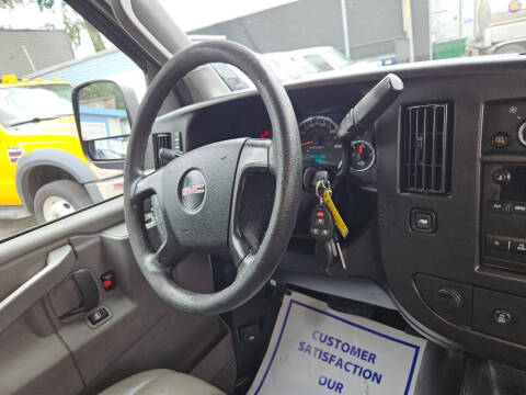 2016 GMC Savana 3500