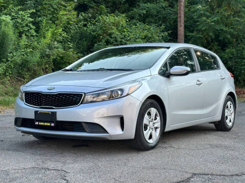 2017 Kia Forte5 LX