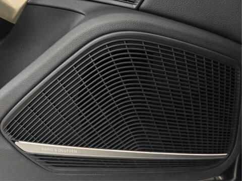 2017 Audi A4 2.0T quattro Premium Plus