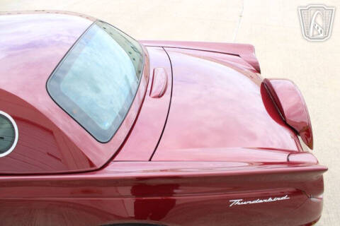 2004 Ford Thunderbird Deluxe