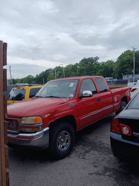 1999 GMC Sierra 1500 for sale at LIBERTY AUTO SALES in Kansas City, MO