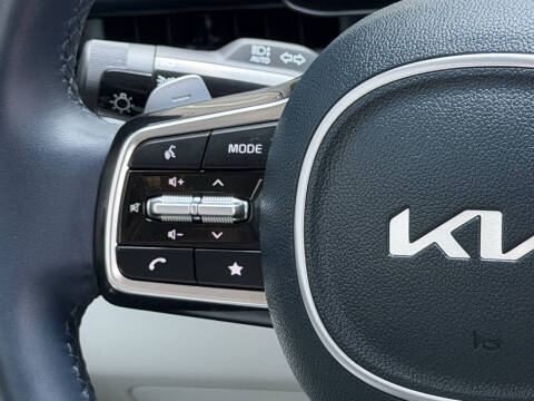 2025 Kia Carnival Hybrid EX