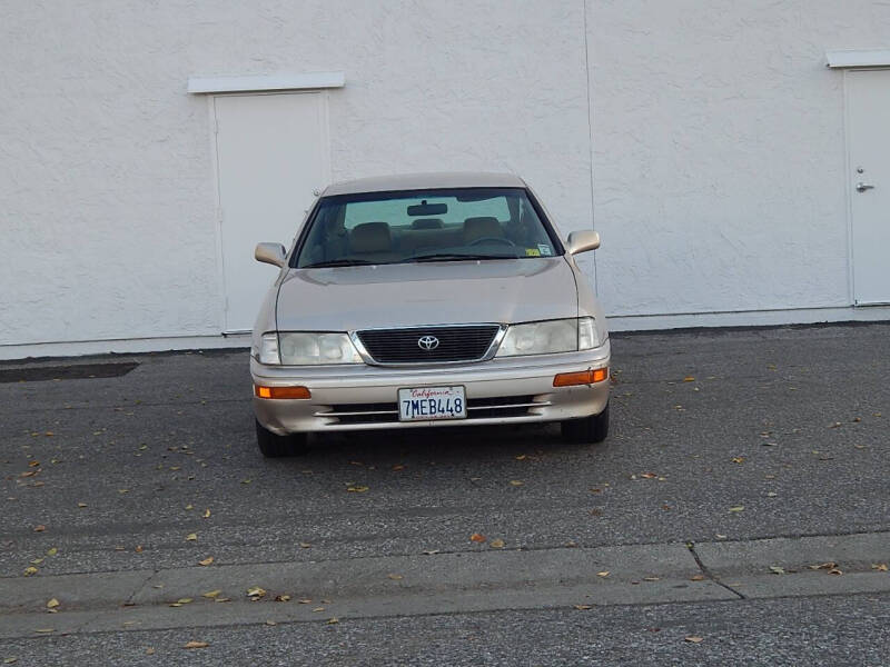 1997 Toyota Avalon XL