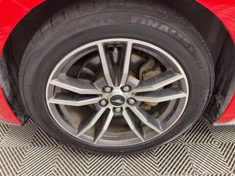 2017 Ford Mustang EcoBoost Premium