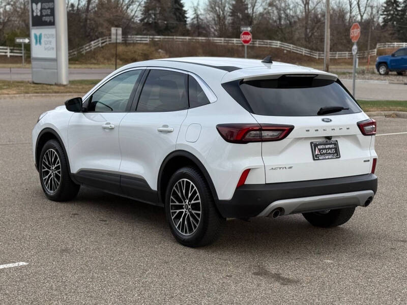 2023 Ford Escape Hybrid Active