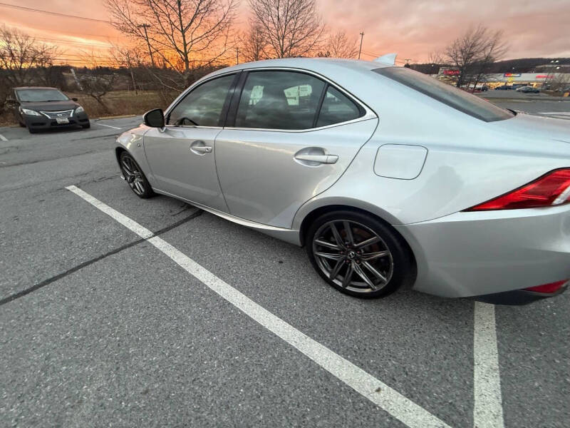 2015 Lexus IS 250 Crafted Line