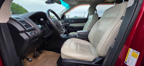 2017 Ford Explorer Platinum