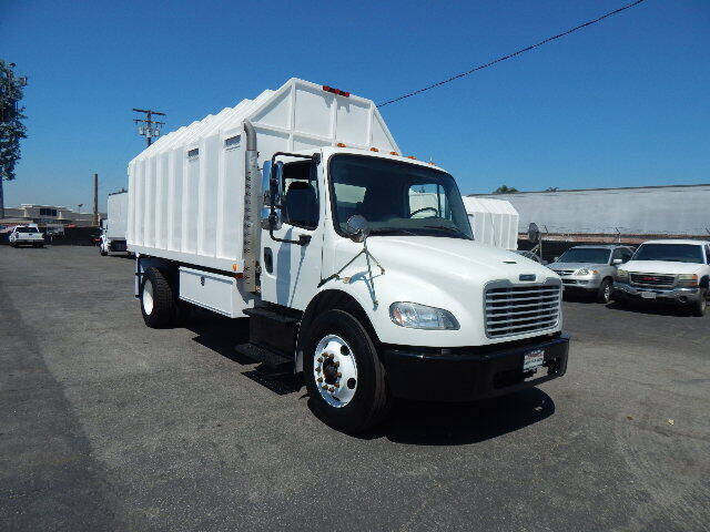 2016 Freightliner M2 106