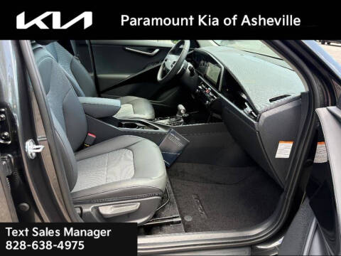 2025 Kia Niro EX Touring