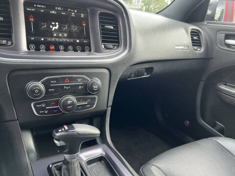 2017 Dodge Charger SXT