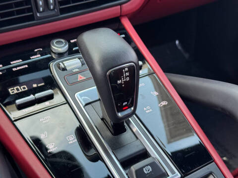 2023 Porsche Cayenne