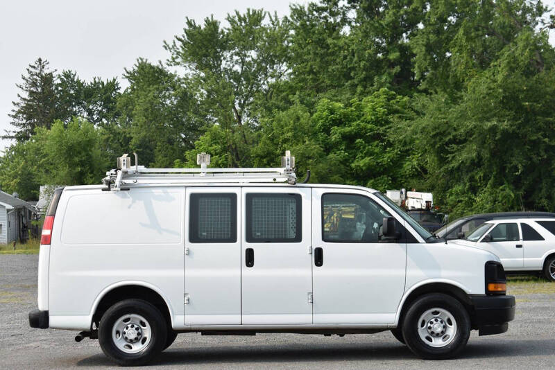2017 Chevrolet Express 2500
