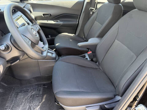 2025 Nissan Kicks Play S