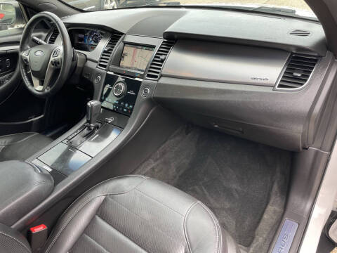 2015 Ford Taurus SHO