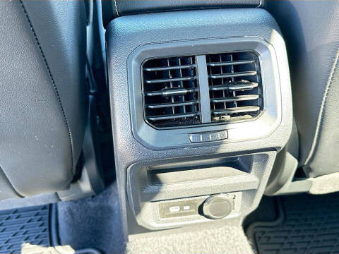 2022 Volkswagen Tiguan SE 4Motion