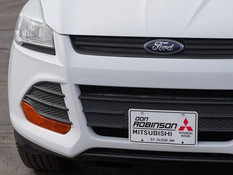 2016 Ford Escape S