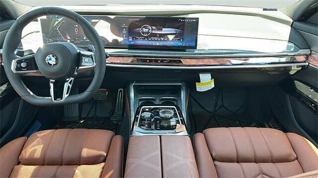 2025 BMW 7 Series 760i xDrive