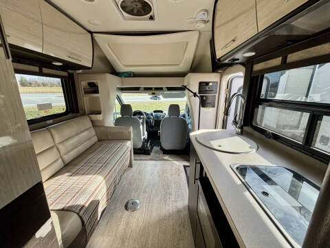 2017 Thor Motor Coach Compass 23TB
